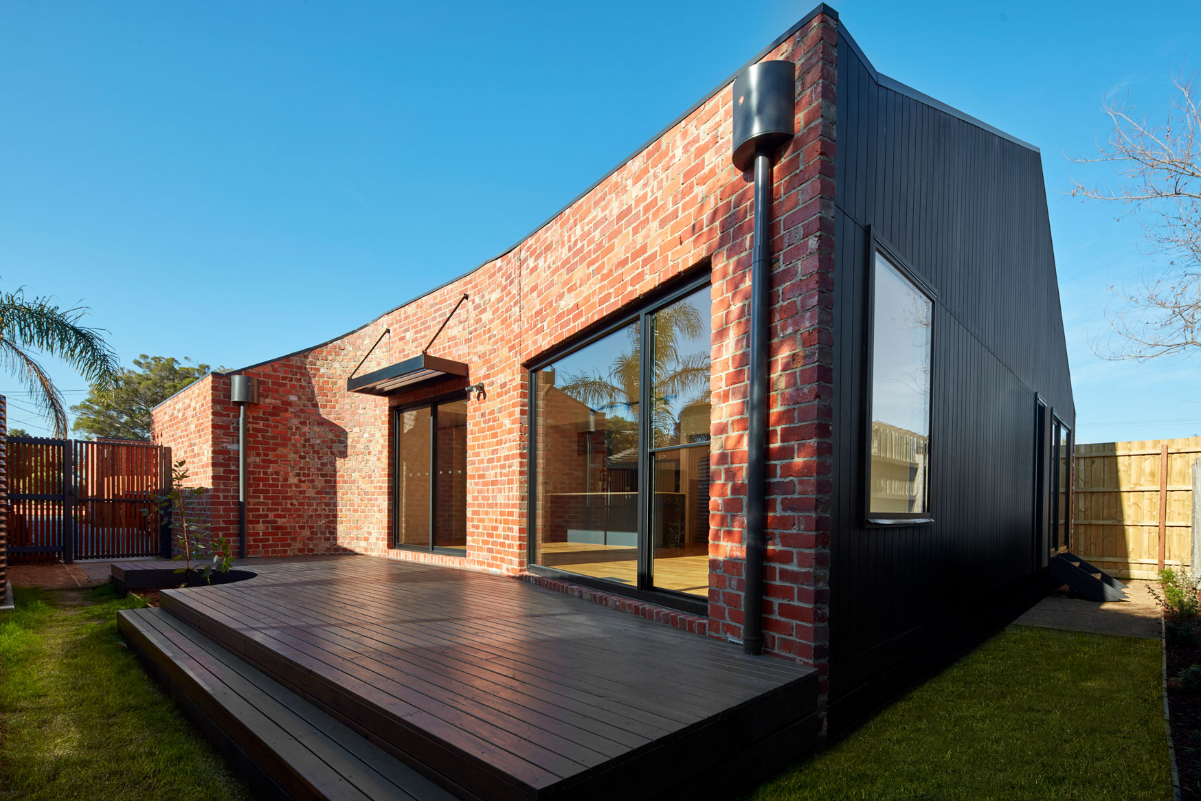 Commercial Aluminium Windows & Doors - Project Showcase - Maidstone Project